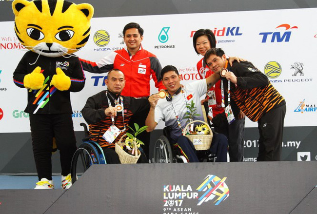 Para Games 9 - AIMAG 2017 ngày 21-9: Bơi lội, điền kinh “gặt vàng”, Futsal vào tứ kết